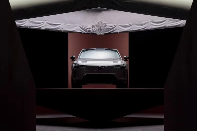 Volvo ES90 - 111