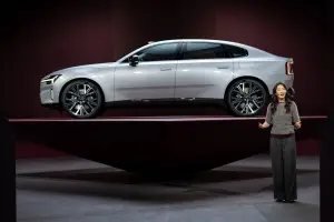 Volvo ES90 - 130