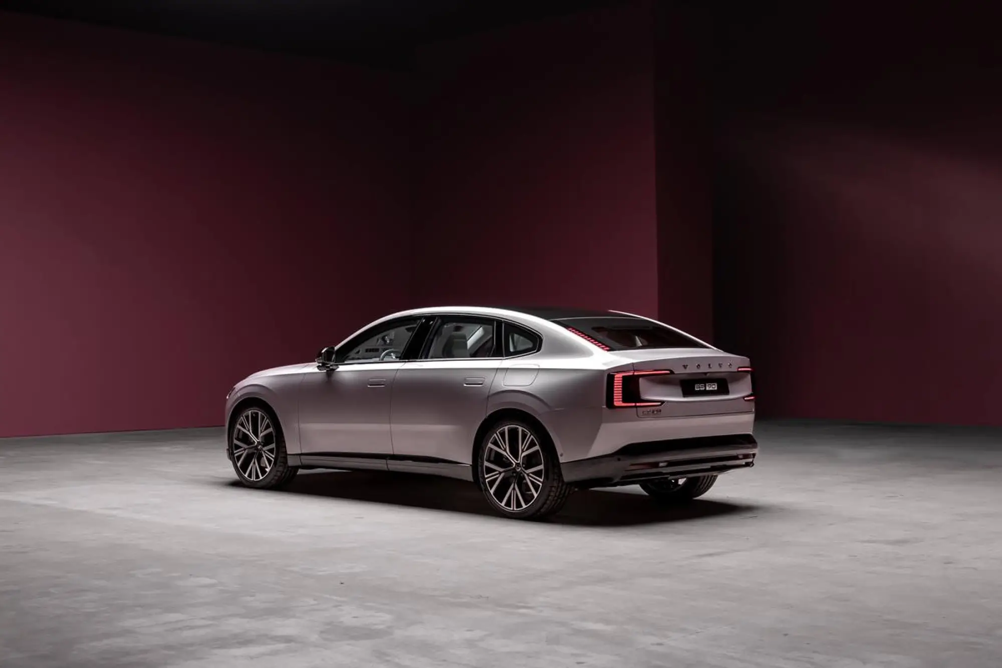 Volvo ES90 - 26