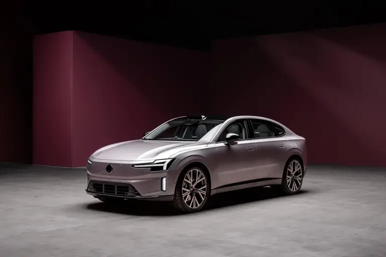 Volvo ES90 - 15