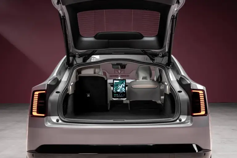 Volvo ES90 - 24