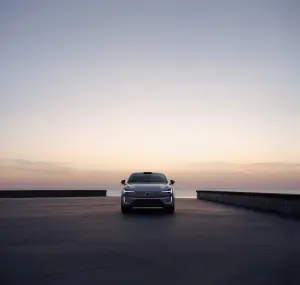 Volvo ES90 - 16