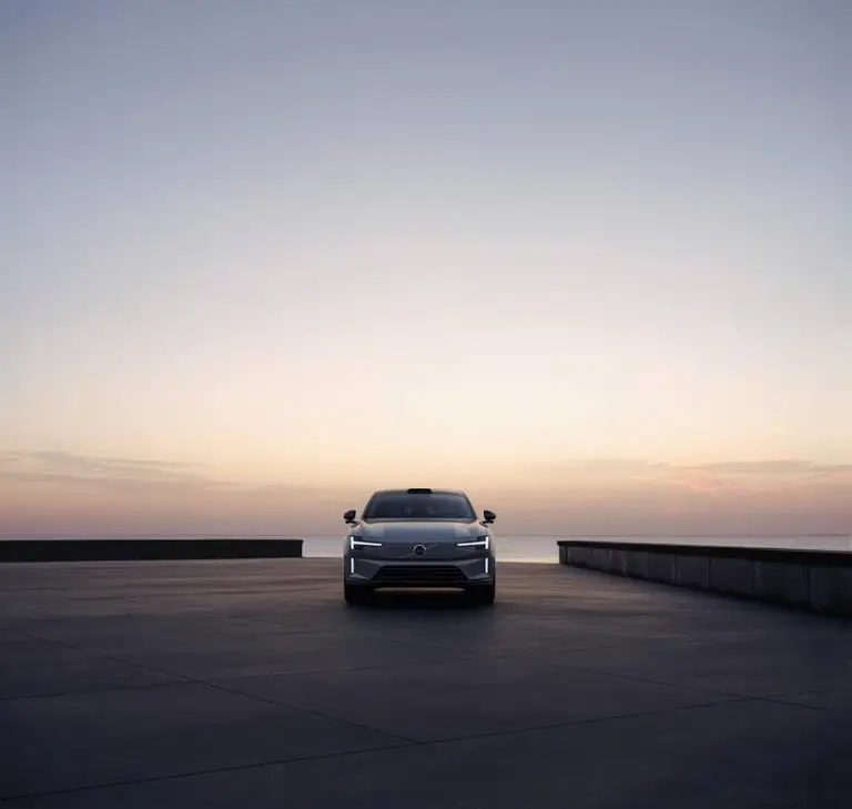 Volvo ES90 - 16