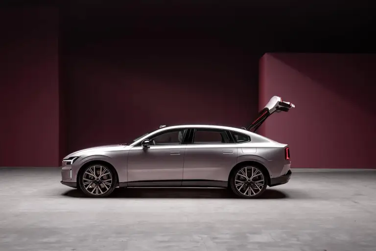 Volvo ES90 - 34