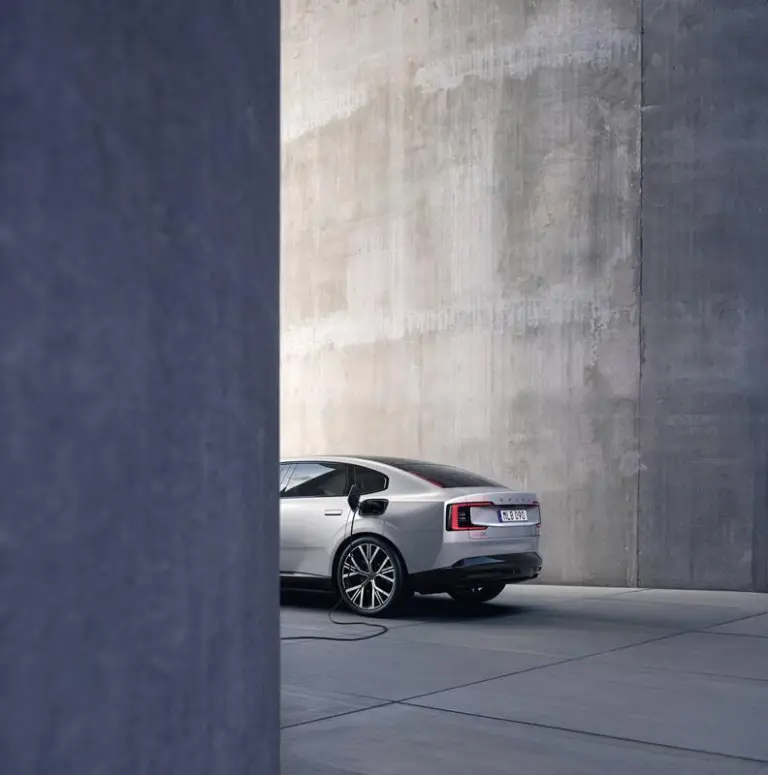Volvo ES90 - 7