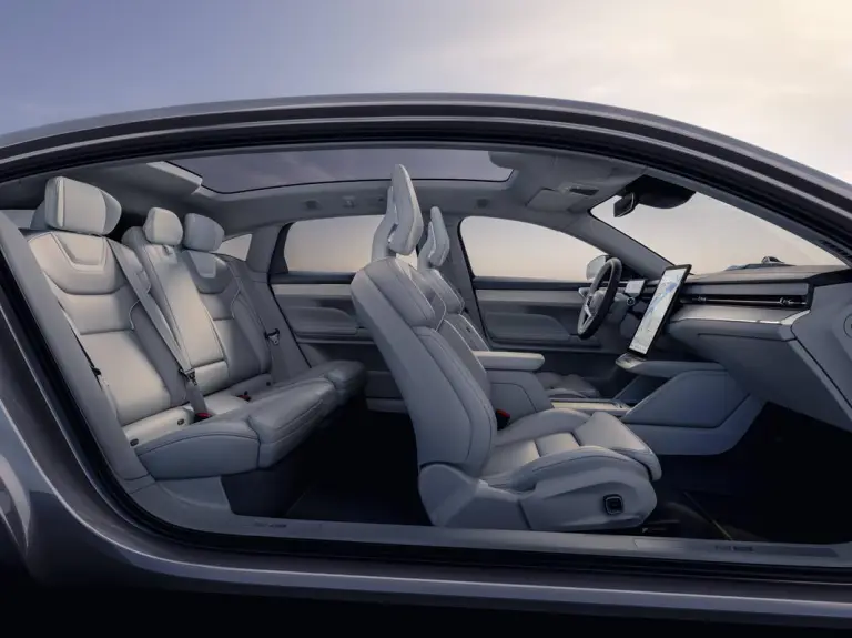Volvo ES90 - 72