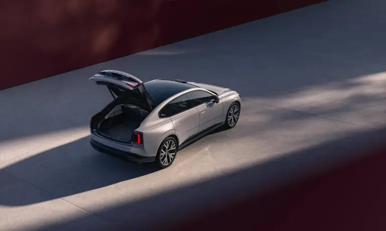 Volvo ES90 - 82