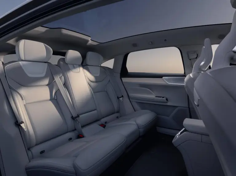 Volvo ES90 - 83