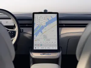 Volvo ES90 - 85