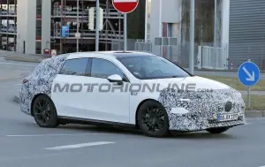 Mercedes CLA Shooting Brake 2026 - Foto spia 06-03-2025 - 3