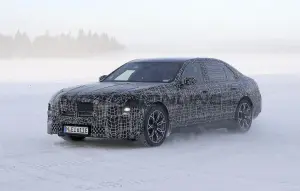 BMW Serie 7 2026 - Foto spia 06-03-2024 - 9