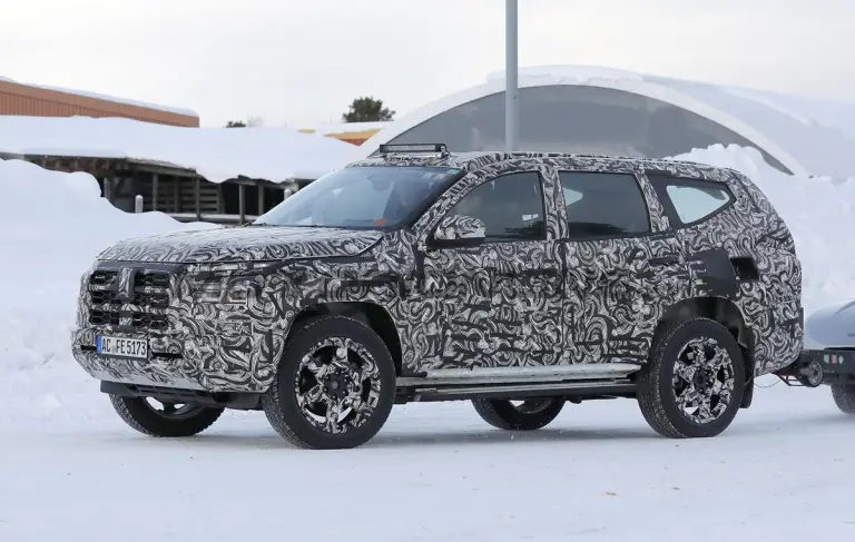 Mitsubishi Pajero Sport 2026 - Foto spia 07-03-2025 - 2