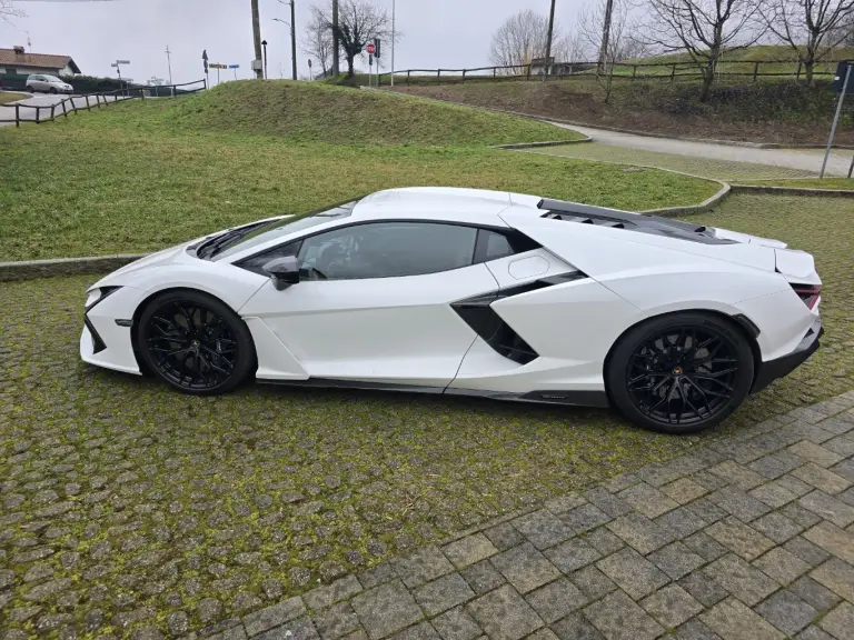 Lamborghini Revuelto 2025 Prova su strada - 9