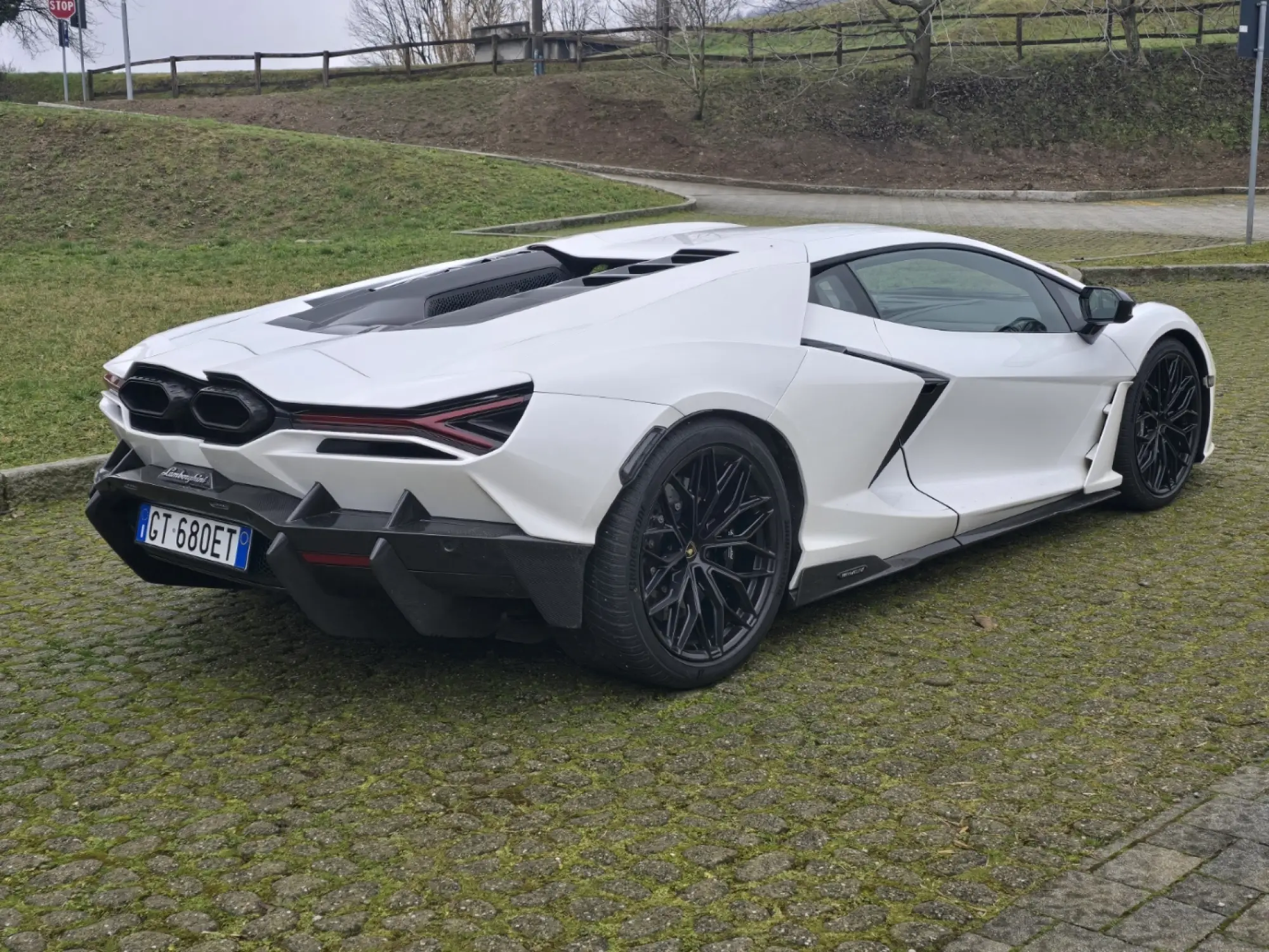 Lamborghini Revuelto 2025 Prova su strada - 11