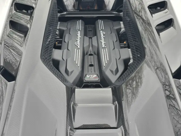 Lamborghini Revuelto 2025 Prova su strada - 13