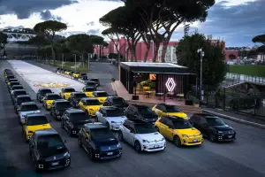 Renault 5 E-Tech Electric - Carovana a Roma