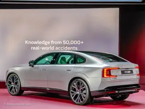 Volvo ES90 2025 - Foto dal vivo - 1