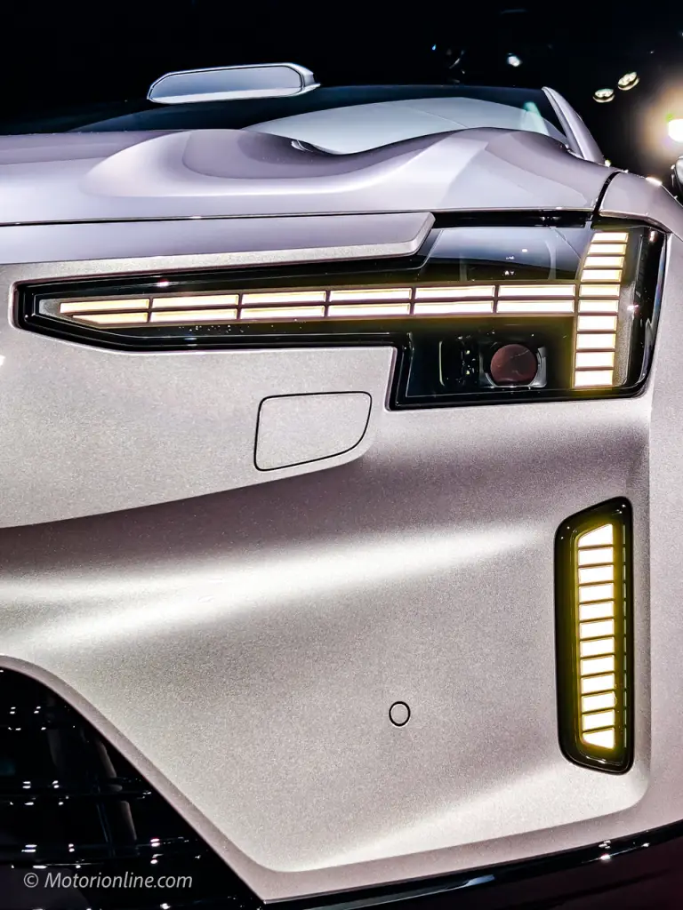 Volvo ES90 2025 - Foto dal vivo - 5