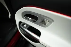 Mercedes CLA 2025 - 30