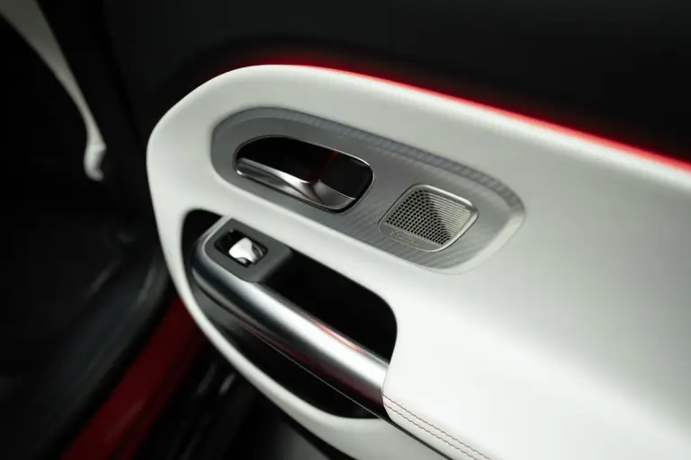 Mercedes CLA 2025 - 30