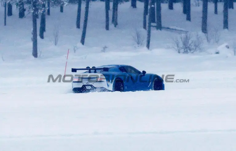 Alpine A310 - Foto spia 18-03-2025 - 12