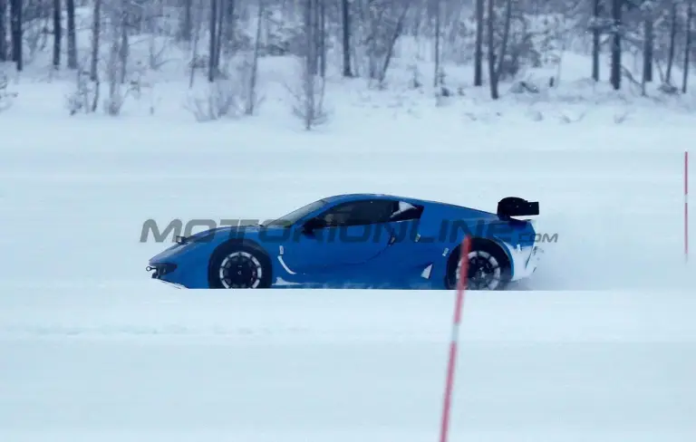Alpine A310 - Foto spia 18-03-2025 - 16