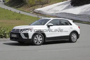 Volkswagen T-Roc - Foto spia 18-3-2025