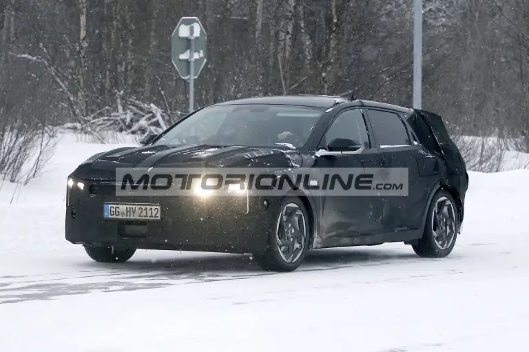 Kia Ceed - Foto spia 19-3-2025 - 6