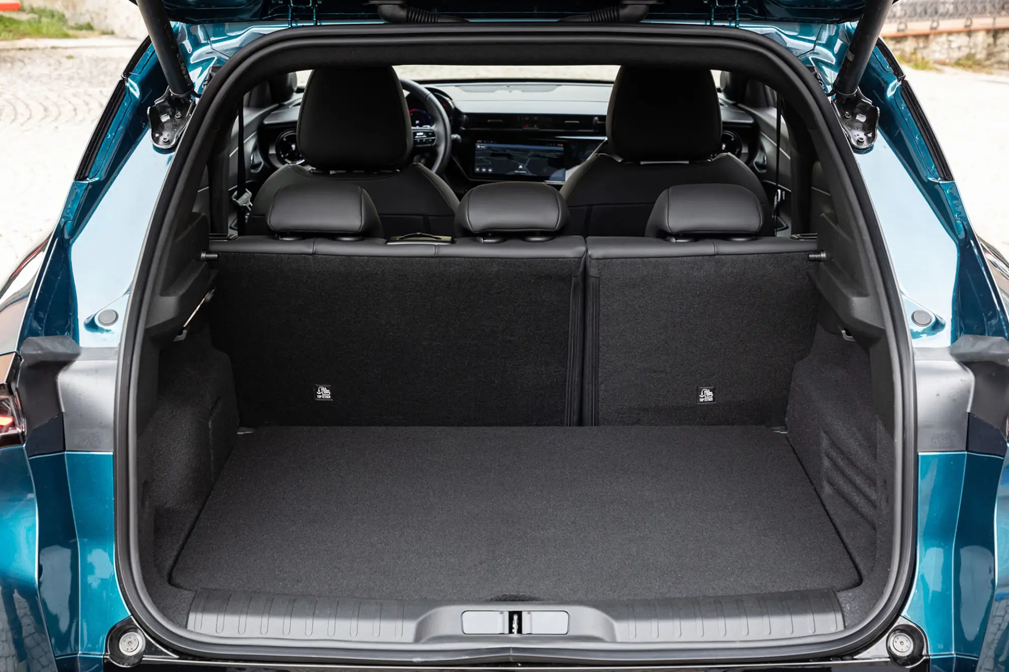 Alfa Romeo Junior Q4 2025 - 5