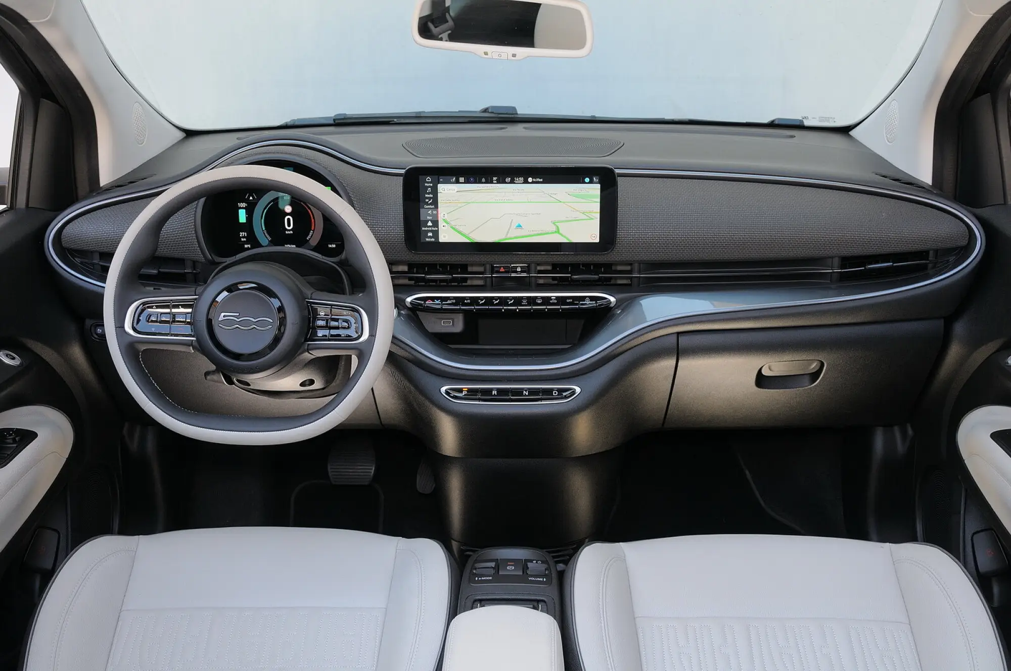 Fiat 500e Cabrio 2025: foto, prezzo, dimensioni, allestimenti - 3
