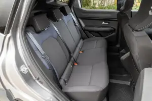 Dacia Duster 2025: prezzo, foto, dimensioni, interni - 1