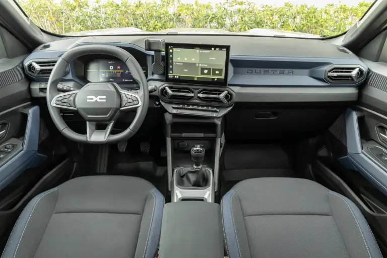 Dacia Duster 2025: prezzo, foto, dimensioni, interni - 2