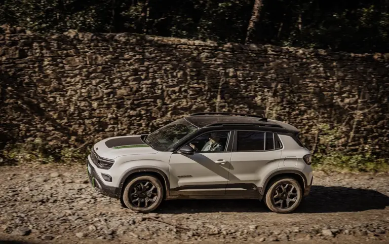 Jeep Avenger 4xe 2025 - 19