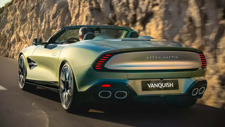 Aston Martin Vanquish Volante - 17