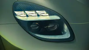 Aston Martin Vanquish Volante - 10