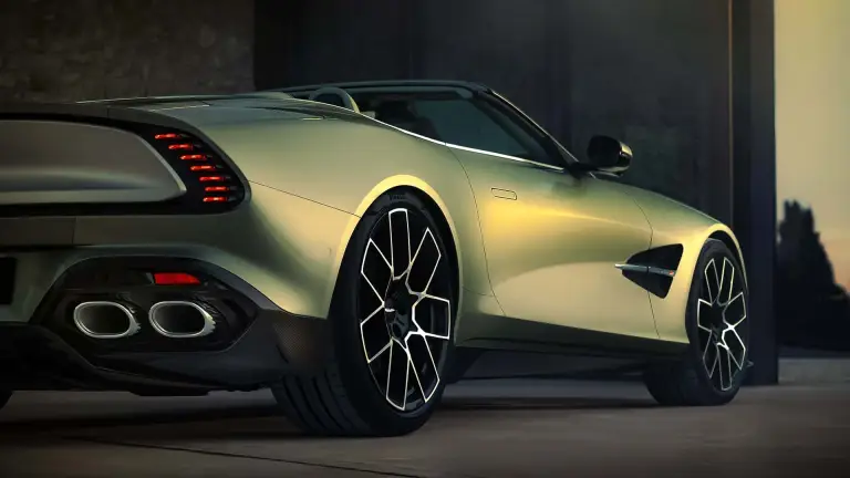 Aston Martin Vanquish Volante - 3