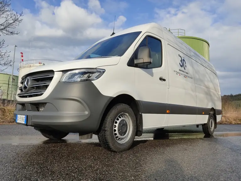 Mercedes Sprinter - 30 anni a Stoccarda - 15