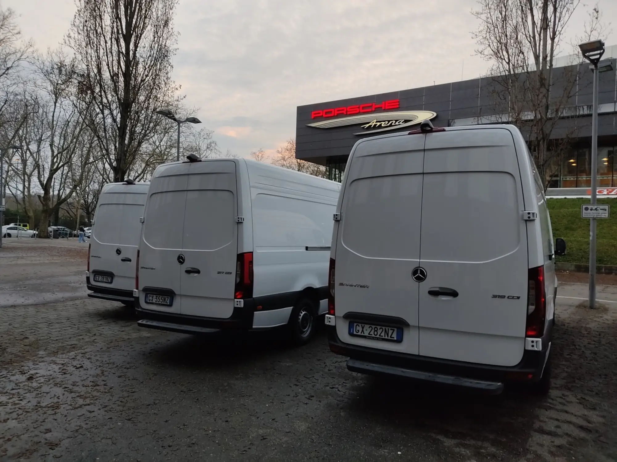 Mercedes Sprinter - 30 anni a Stoccarda - 20