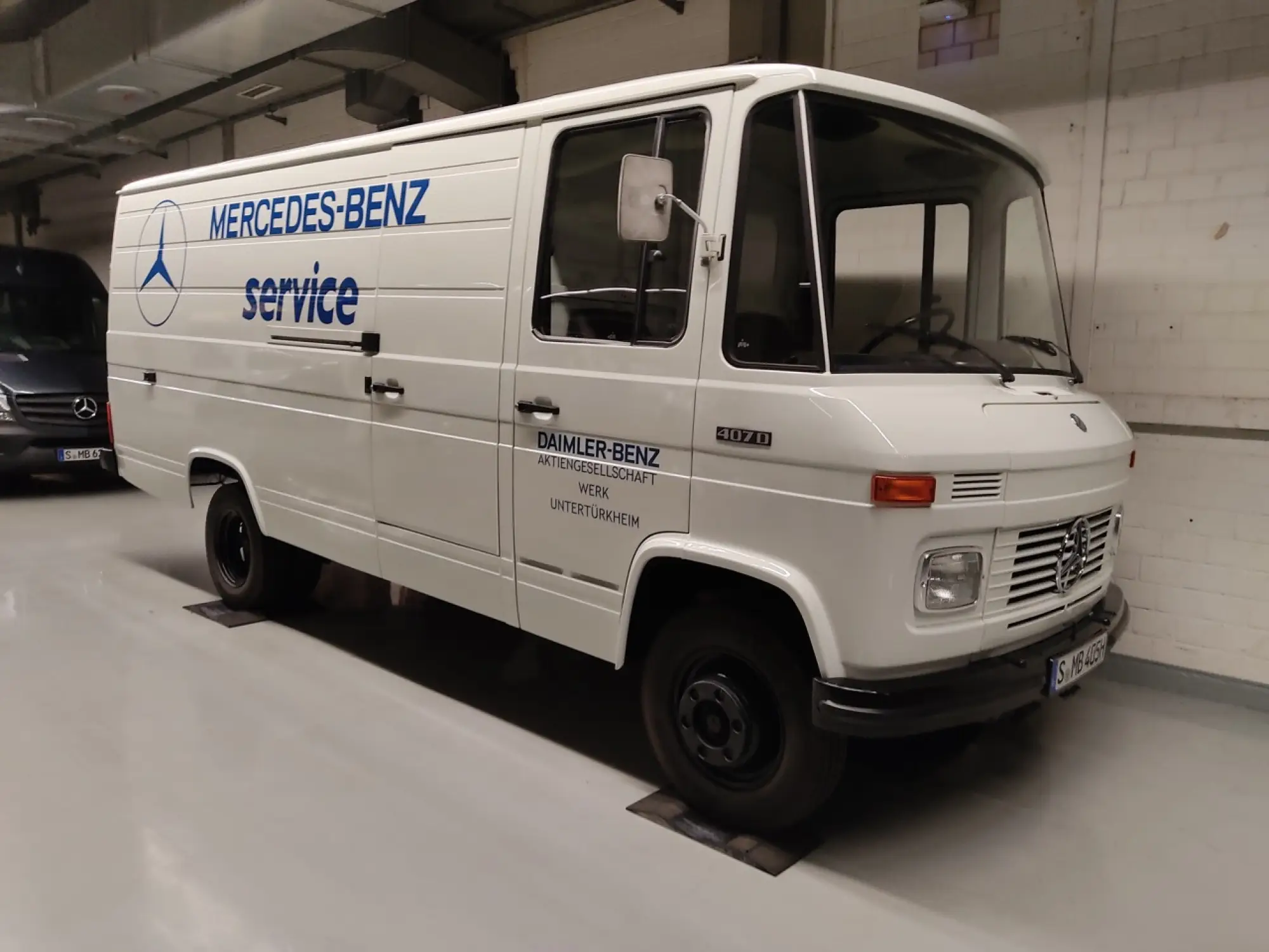 Mercedes Sprinter - 30 anni a Stoccarda - 24