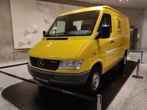 Mercedes Sprinter - 30 anni a Stoccarda - 42