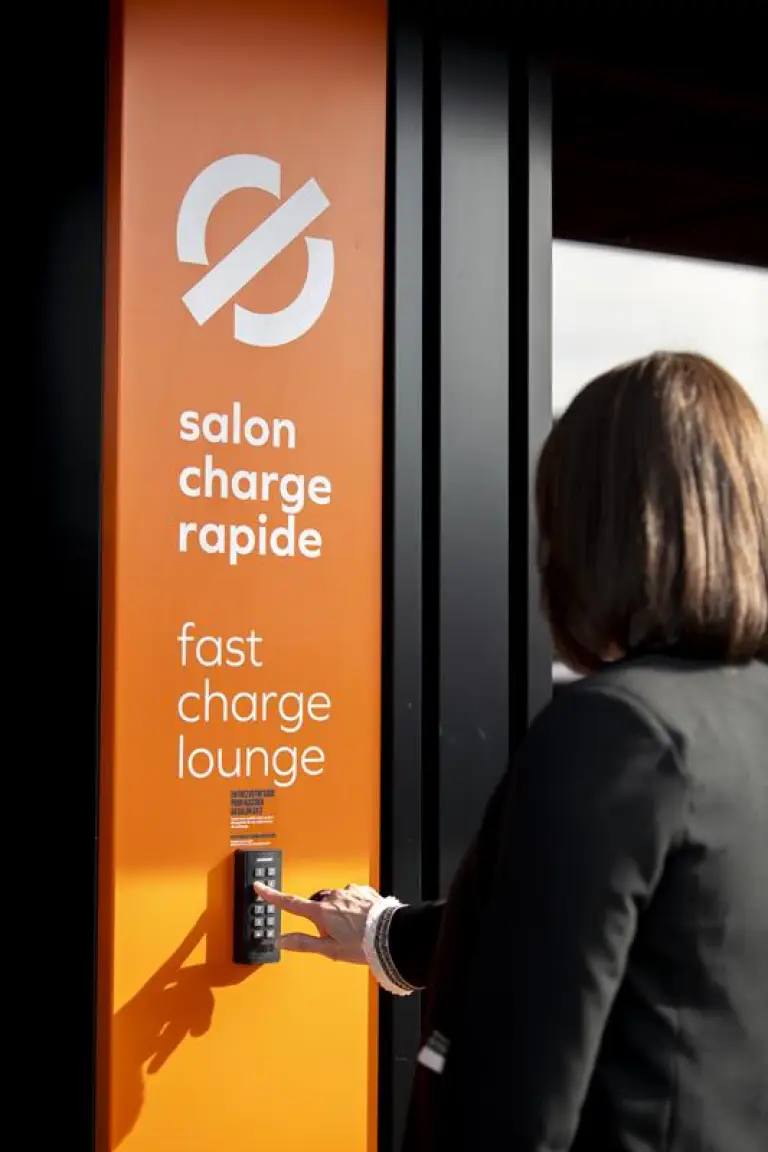 Mobilize Fast Charge - 19