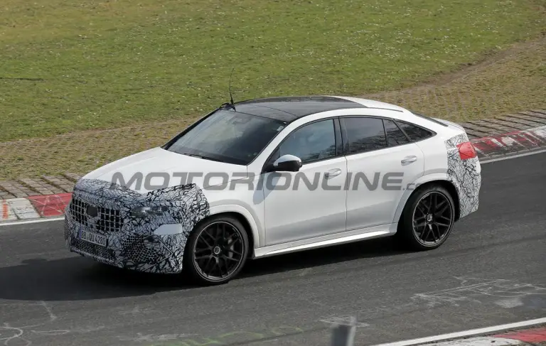 Mercedes-AMG GLE Coupe 2026 - Foto spia 28-03-2025 - 11