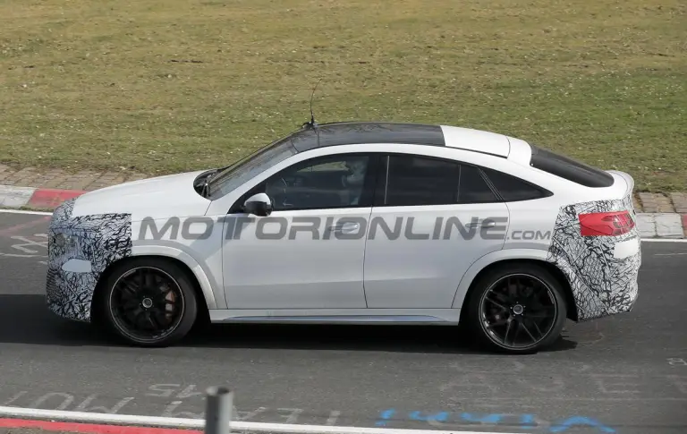 Mercedes-AMG GLE Coupe 2026 - Foto spia 28-03-2025 - 10