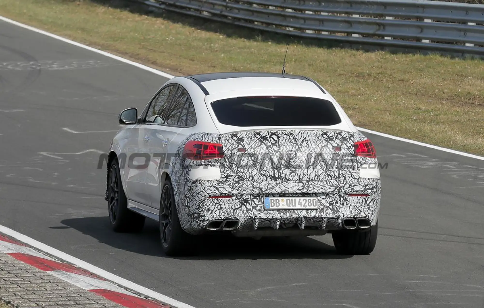 Mercedes-AMG GLE Coupe 2026 - Foto spia 28-03-2025 - 15