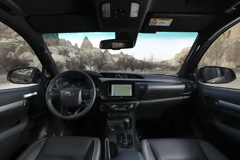 Toyota Hilux 2025 - 16