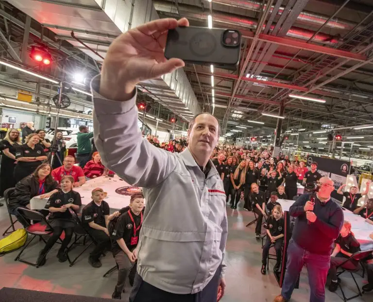 Nissan Skills Foundation compie 10 anni - 8