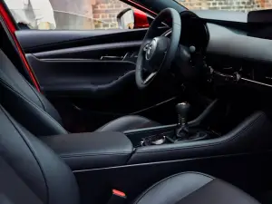 Mazda 3 Sedan 2025: prezzo, foto, dimensioni, allestimenti - 1