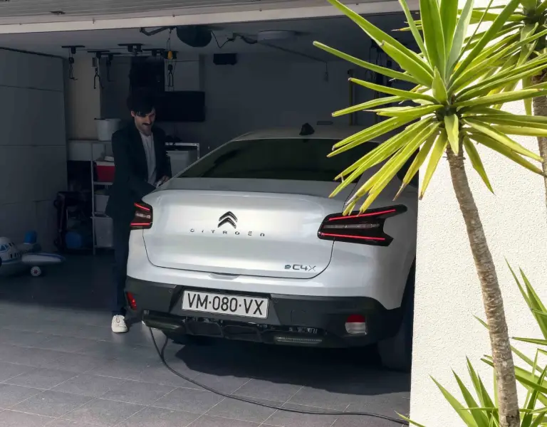 Citroen C4 X 2025: prezzo, foto, dimensioni e allestimenti - 2