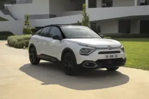 Citroen C4 X 2025: prezzo, foto, dimensioni e allestimenti
