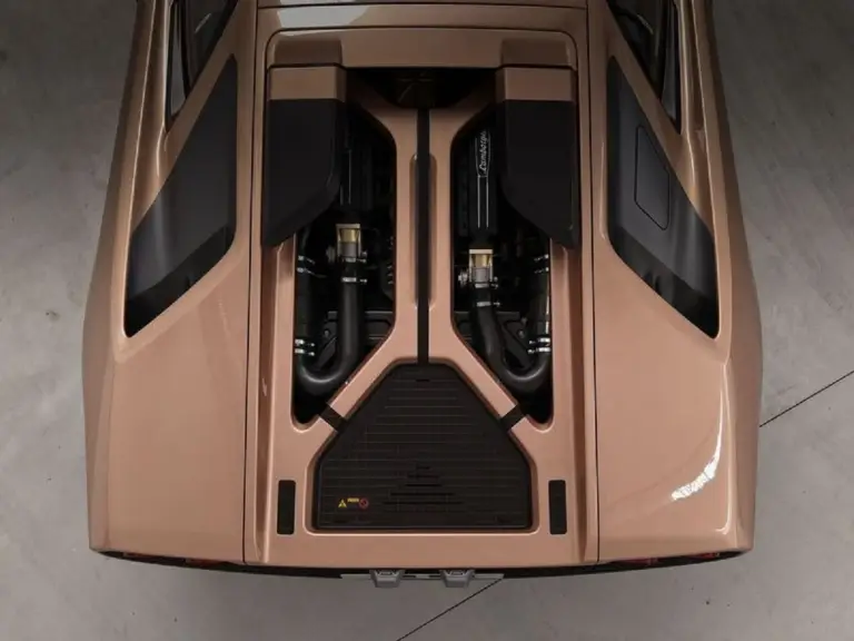 Eccentrica V12 Restomod - 6
